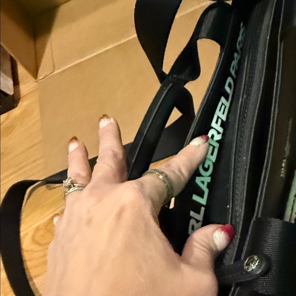 NEW KARL LAGERFELD PARIS MAYBELLE ZIPPER BLACK MEDIUM CROSSBODY - Picture 4 of 9